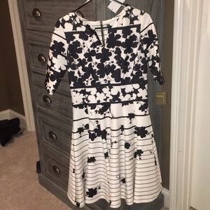 NWT Cute Flare Dress